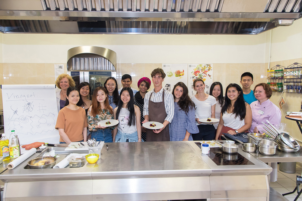 Students of the International Polytechnic Summer School Study Molecular Gastronomy