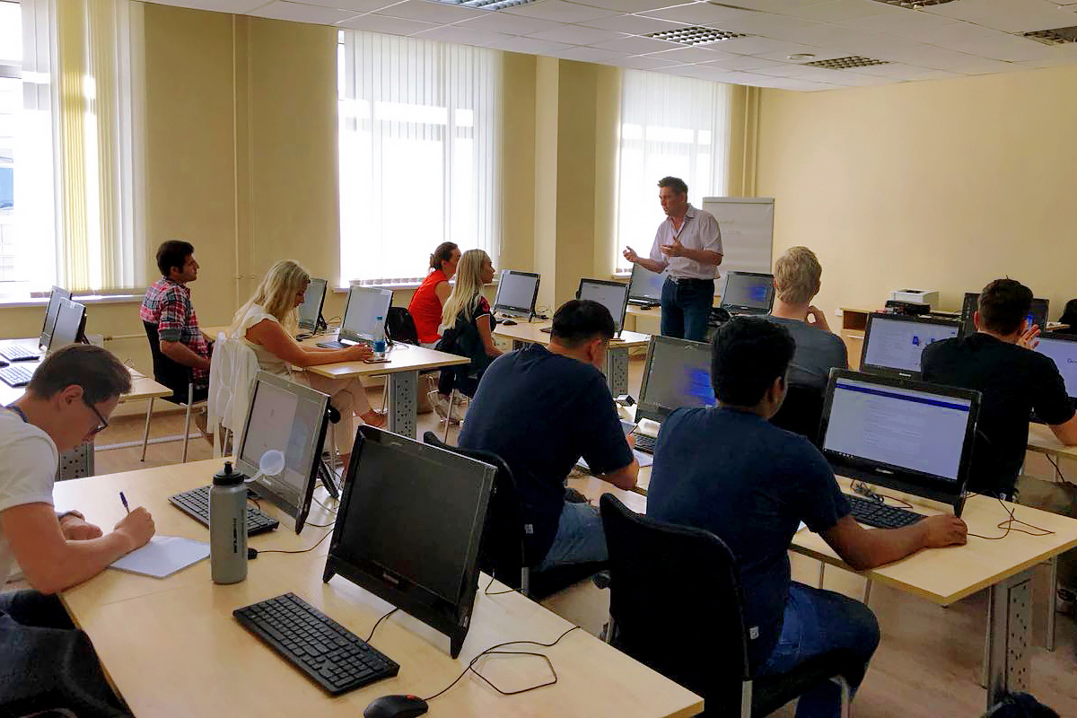 Prominent specialists of SPbPU and Erasmus+ coordinators taught lectures and seminars in logistics for students of the International Polytechnic Summer School